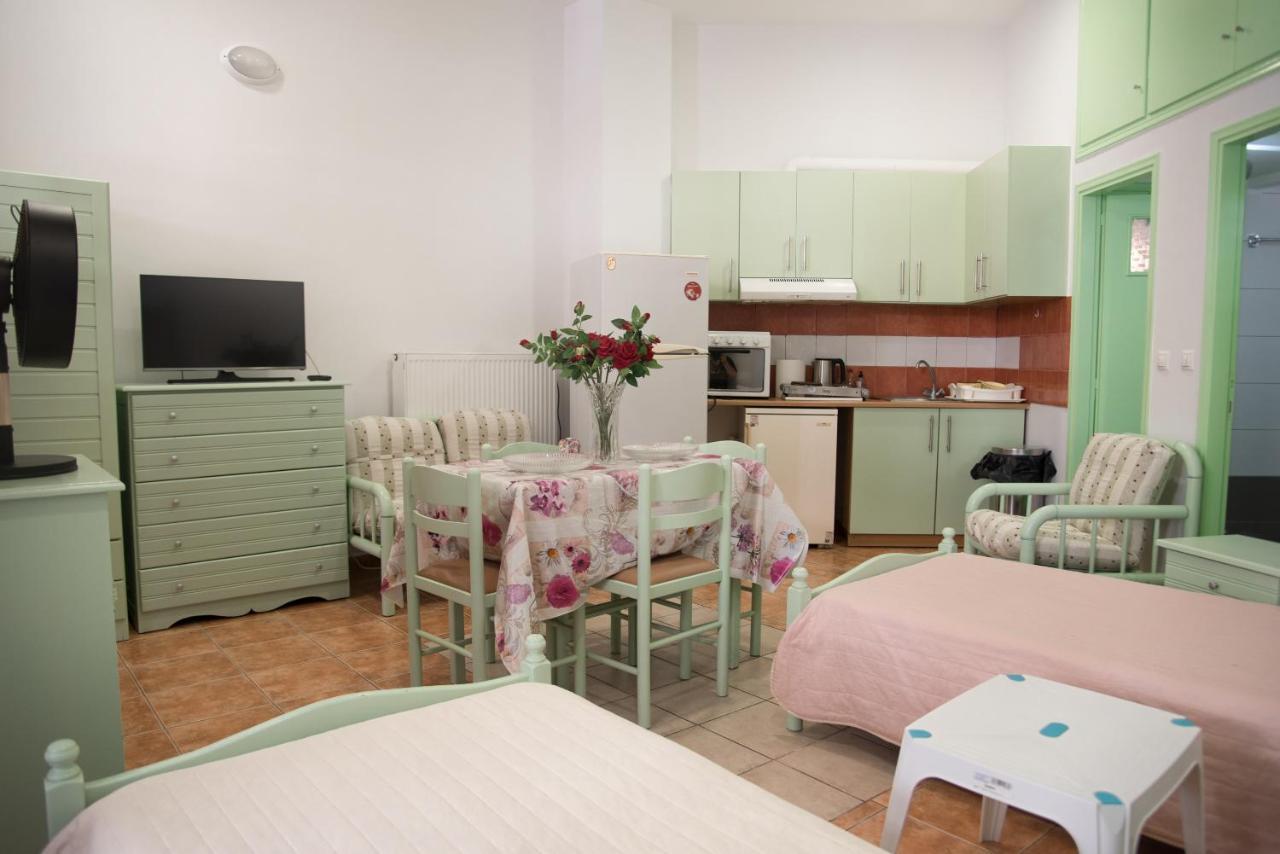 Stavros Studio Apartment In 科斯镇 外观 照片