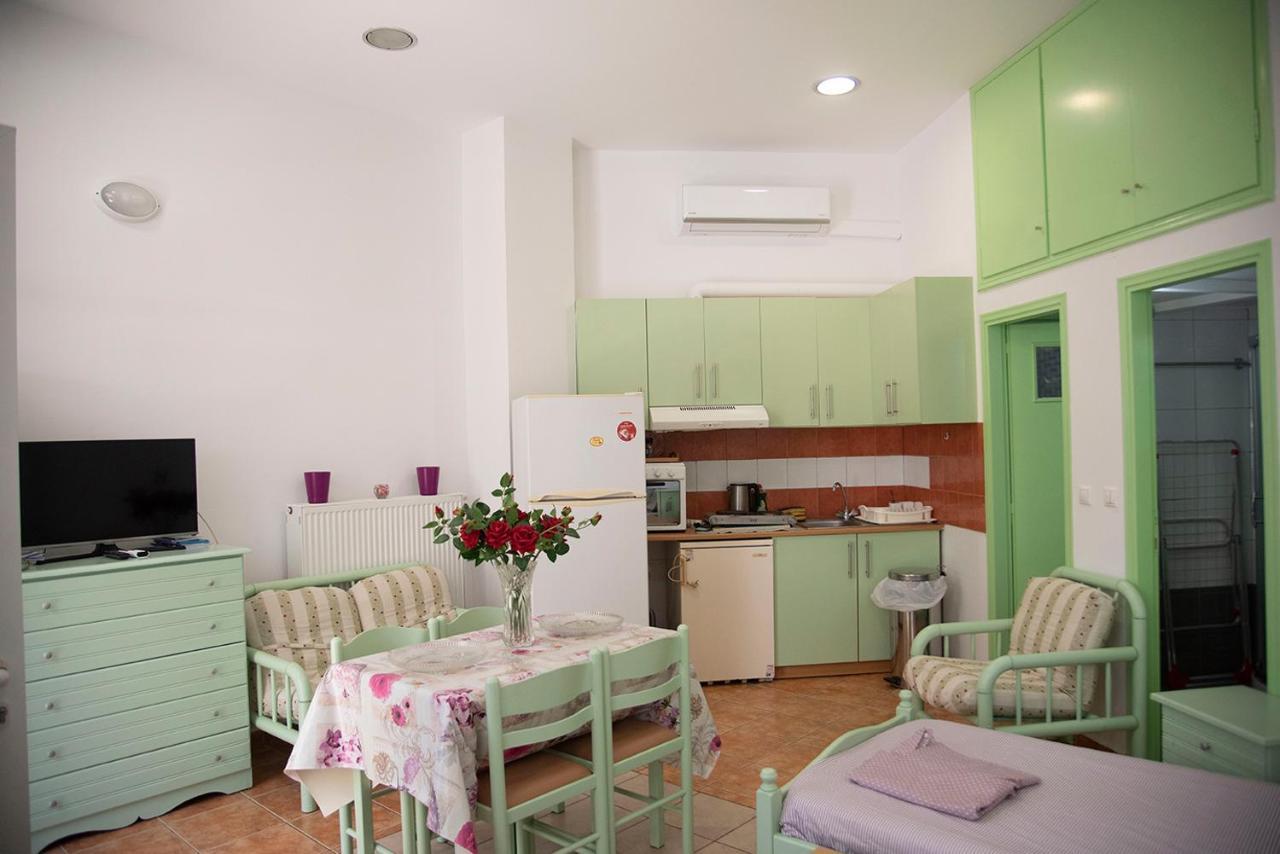 Stavros Studio Apartment In 科斯镇 外观 照片
